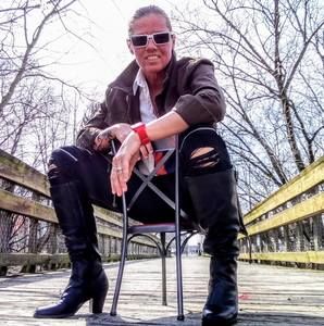 Meet your Posher, Tina